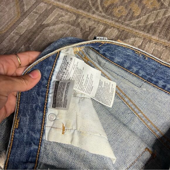 Levi’s 501 Denim Shorts - Picture 4 of 5
